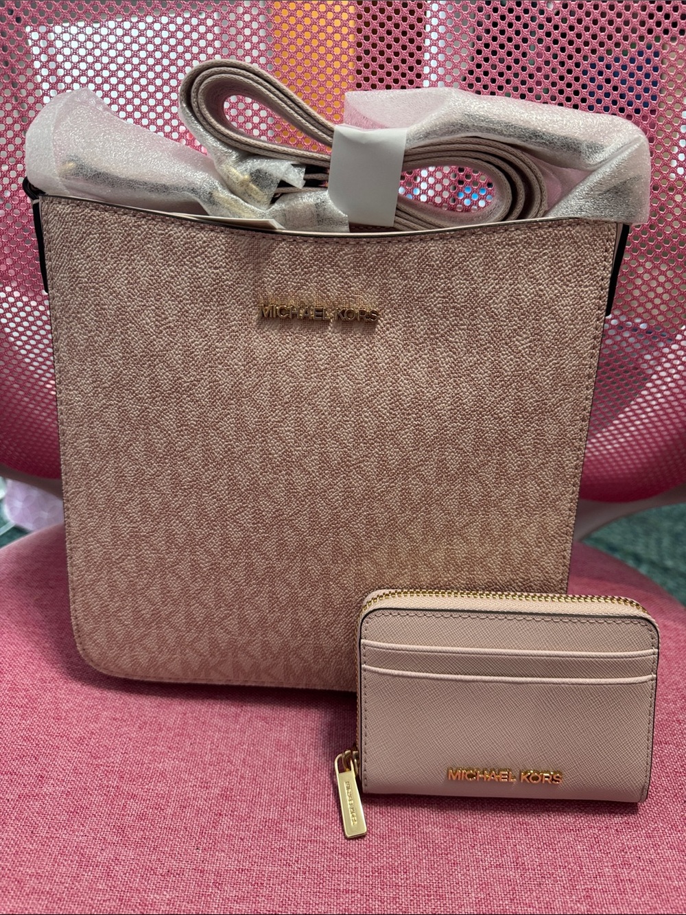 Michael Kors Blush Pink Crossbody with Matching Card Case